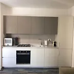 Blu House Of Emi Con Posto Auto Apartment