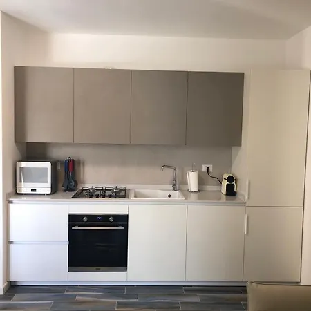 Blu House Of Emi Daire